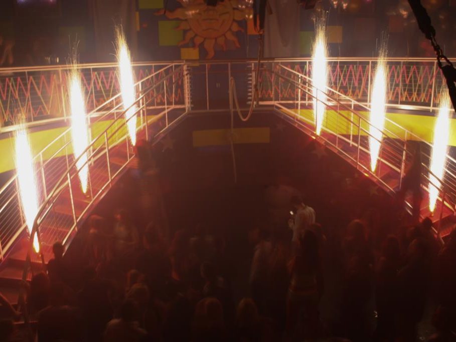 Spin Indoor Pyrotechnics & Special Effects